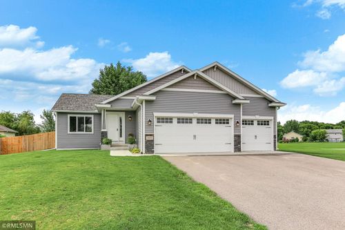 905 Beech Ln S, Annandale, MN, 55302-3493 | Card Image