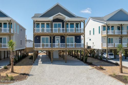 113 Lacosta Pl, N Topsail Beach, NC, 28460 | Card Image