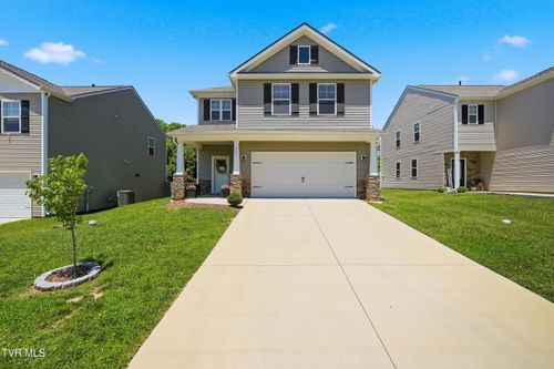 221 Crockett Dr, Church Hill, TN, 37642-4724 | Card Image