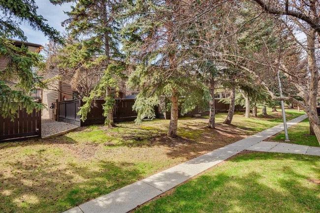 56 - 2300 Oakmoor Drive Sw, Townhouse with 3 bedrooms, 1 bathrooms and 1 parking in Calgary AB | Image 36