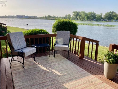 51 N Harbors End Dr, Port Clinton, OH, 43452-2788 | Card Image