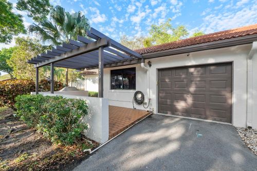 7259 Papaya Way, Tamarac, FL, 33321-5336 | Card Image