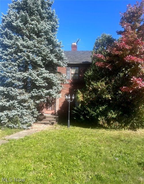 11203 Martin Luther King Jr Boulevard, Cleveland, OH, 44105 | Card Image