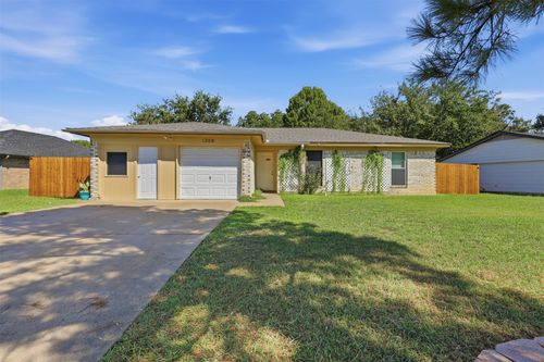 1309 Berry Drive, Cleburne, TX, 76033 | Card Image