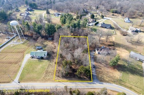 3602 New Moody Ln, La Grange, KY, 40031-9461 | Card Image
