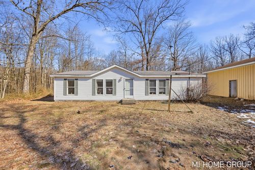 5312 120th Ave, Fennville, MI, 49408-9525 | Card Image