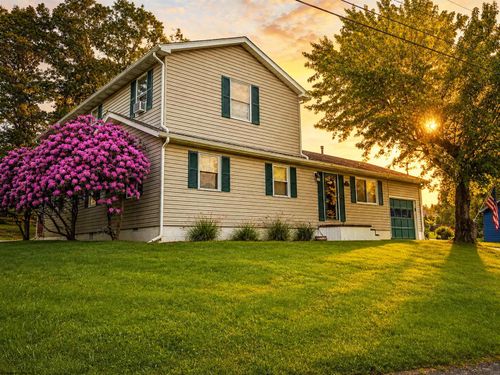 49 Nottingham Pl, Morgantown, WV, 26508-8936 | Card Image