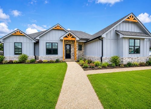 224 Fox Run Ln, Robinson, TX, 76706-6127 | Card Image
