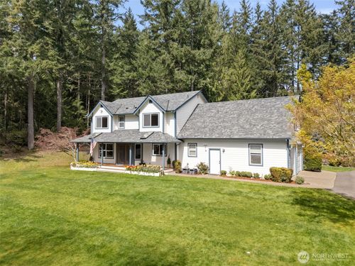 5623 Nw Millglade Ln, Bremerton, WA, 98312-9104 | Card Image