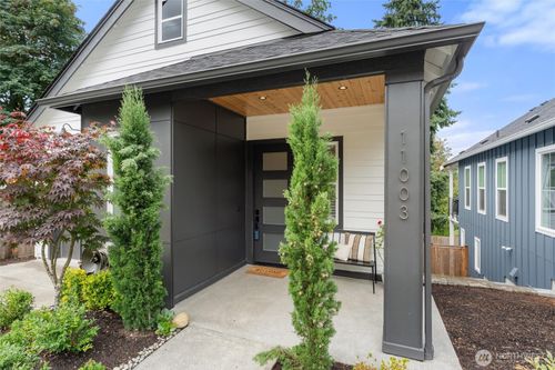 11003 126th Ave Ne, Kirkland, WA, 98033-4642 | Card Image