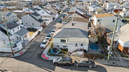 26 Ira Ct, Brooklyn, NY, 11229-6501 | Card Image