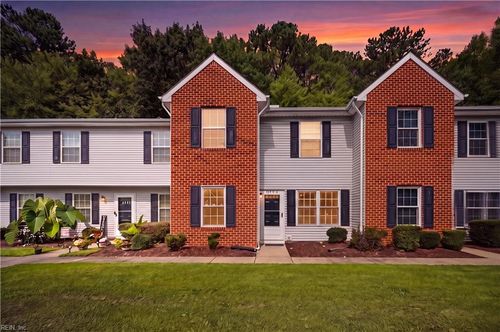 3504 Clover Meadows Dr, Chesapeake, VA, 23321-4411 | Card Image
