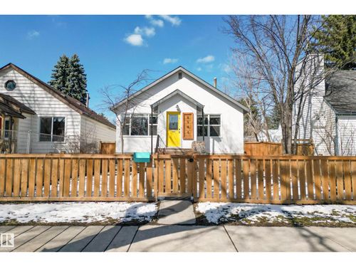 8946 80 Ave Nw, Edmonton, AB, T6C0T7 | Card Image