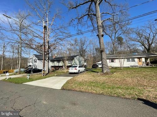5521 Glen Ave, LANHAM, MD, 20706-4717 | Card Image