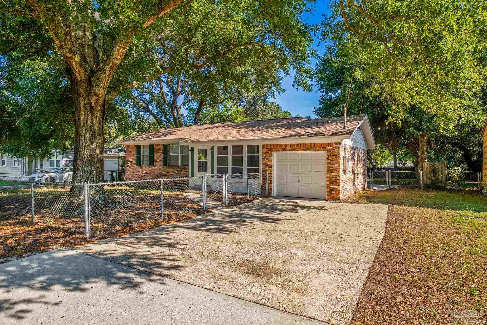 Ada Wilson Ave, Pensacola, FL 32507