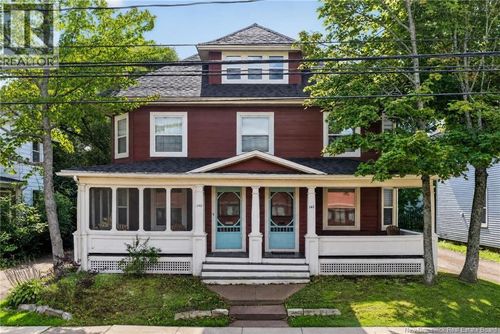 142 Park St, Moncton, NB, E1C2B5 | Card Image