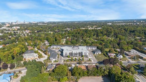 211-110 Fergus Ave, Kitchener, ON, N2A0K9 | Card Image