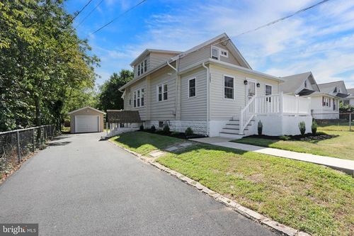 137 Collins Ave, Pleasantville, NJ, 08232-2107 | Card Image