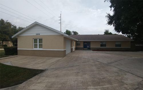 1202 Sacramento St, DELTONA, FL, 32725-8420 | Card Image