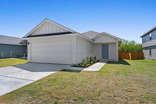 304 Wild Goose Drive, Luling, TX, 78648 | Card Image