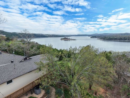 530 Jackson Hollow Rd, Galena, MO, 65656-4990 | Card Image