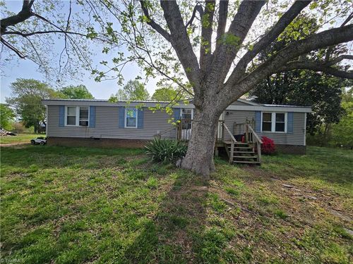 467 Huffines Mill Road, Reidsville, NC, 27320 | Card Image