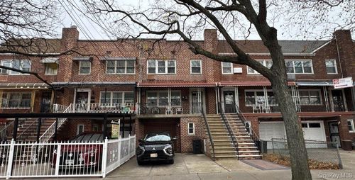 707 E 81st St, Brooklyn, NY, 11236-3515 | Card Image