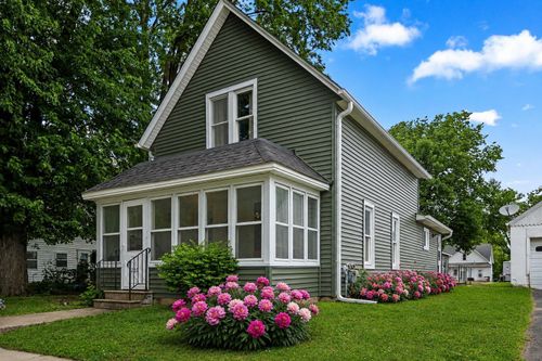 207 W Franklin St, Morristown, MN, 55052-5154 | Card Image