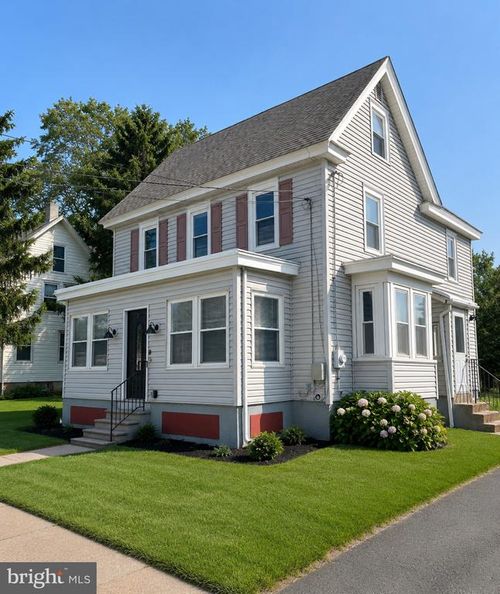 319 Crown Point Rd, West Deptford, NJ, 08086-2157 | Card Image