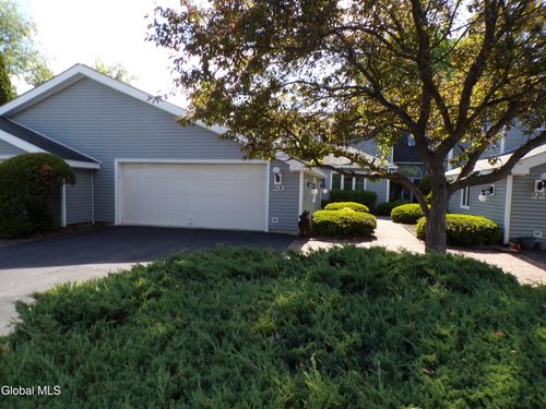 20 Westwood Dr, Queensbury, NY, 12804-1752 | Card Image