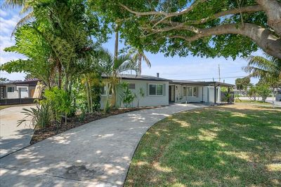 175 Melaleauca Drive, House other with 3 bedrooms, 2 bathrooms and null parking in Satellite Beach FL | Image 1