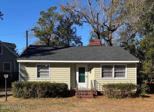 323 N 18th St, Wilmington, NC, 28405-2745 | Card Image