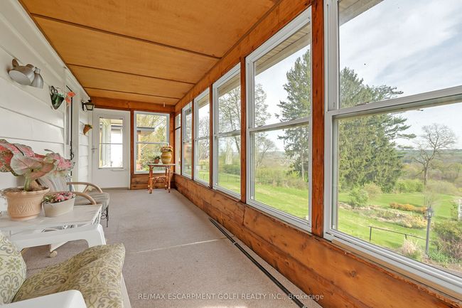 86 Maple Ave, House other with 2 bedrooms, 2 bathrooms and 15 parking in Dundas ON | Image 29