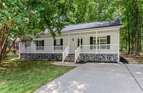 14 Brandy Wine Dr, Thomasville, NC, 27360-9032 | Card Image
