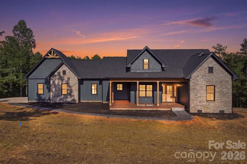 5529 Paddock Way, Granite Falls, NC, 28630-7417 | Card Image