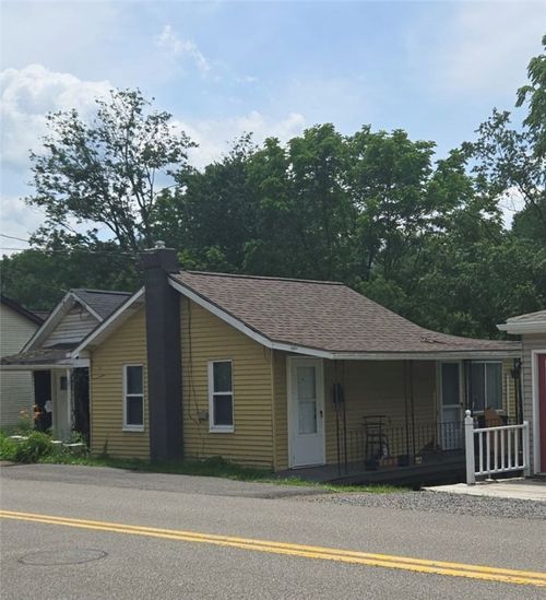 417 Valley St, Mc Donald, PA, 15057-1011 | Card Image