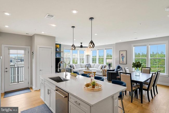 4-405 - 2320 Field Point Rd, Condo with 2 bedrooms, 2 bathrooms and null parking in HERNDON VA | Image 4