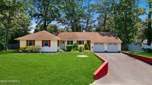 9 Wayside Drive, Brick, NJ, 08724 | Card Image