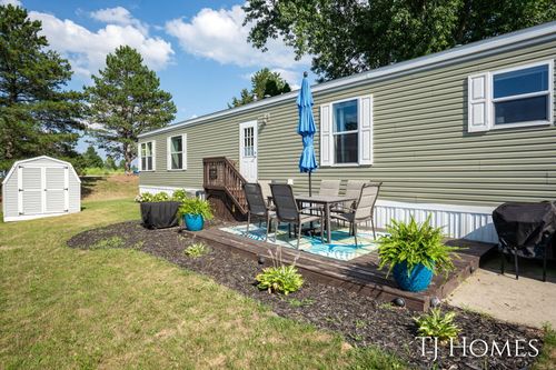 7300 Maize Dr Ne, Belmont, MI, 49306-9777 | Card Image