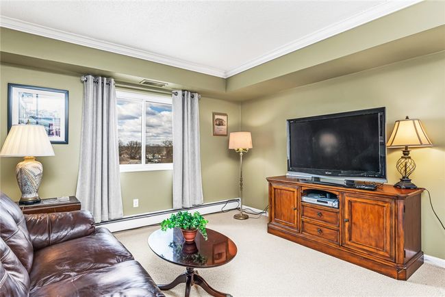 APT-405 - 200 Hoffman Ave, Condo with 2 bedrooms, 2 bathrooms and 2 parking in Cranston RI | Image 8