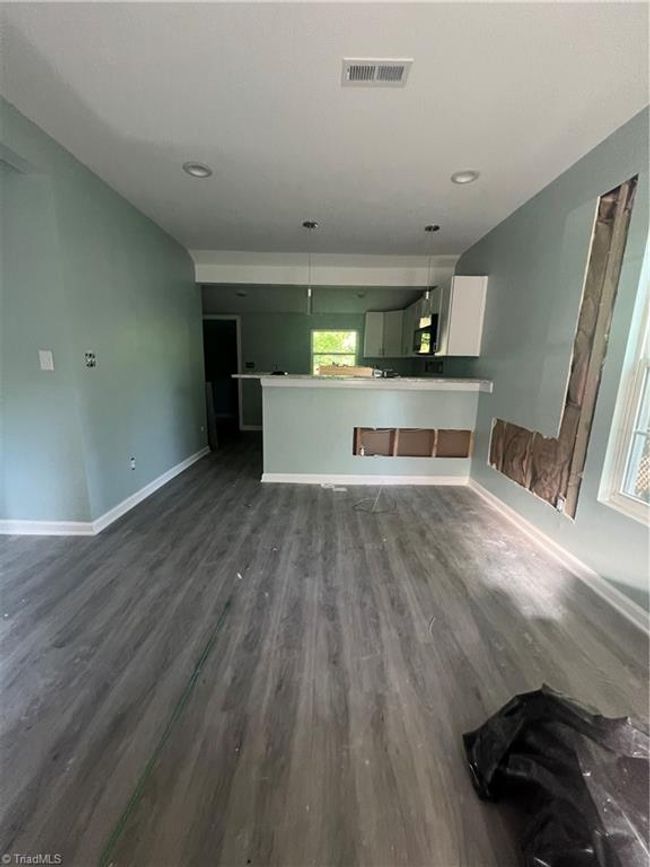 1633 Emerald St, House other with 2 bedrooms, 2 bathrooms and null parking in Winston-Salem NC | Image 5