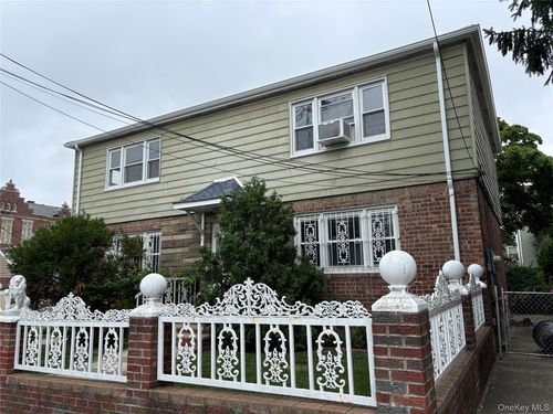2-21811 107th Ave, Queens Village, NY, 11429-2063 | Card Image