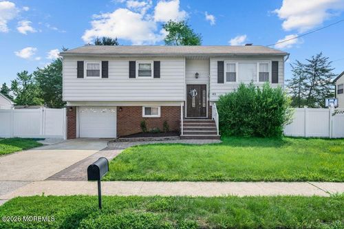 42 Shirley Blvd, Old Bridge, NJ, 08857-3400 | Card Image