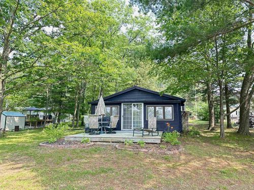 11821 Moody Lake Circle, BREED, WI, 54174 | Card Image