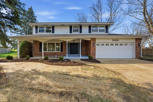 6S656 Avon Ct, Naperville, IL, 60540-3639 | Card Image