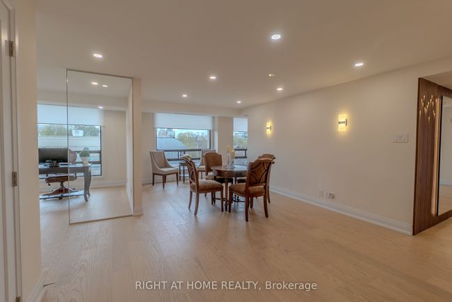 608 - 447 Walmer Rd, Condo with 3 bedrooms, 4 bathrooms and 2 parking in York ON | Image 28