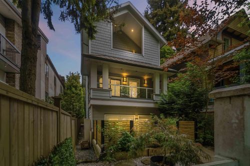 1533 E 5th Ave, Vancouver, BC, V5N1L6 | Card Image