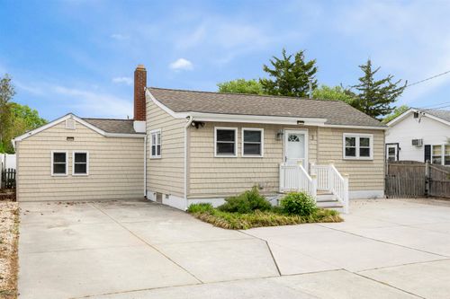 3 Vermont Ave, Villas, NJ, 08251-1548 | Card Image
