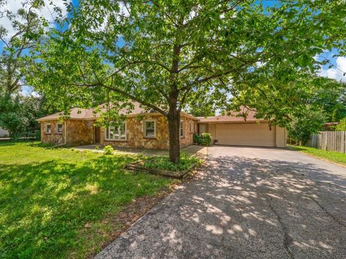 5706 Leitch Avenue, Countryside, IL, 60525 | Card Image