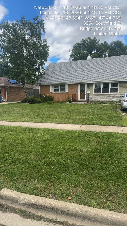 8949 Olympic Dr, Bridgeview, IL, 60455-2061 | Card Image